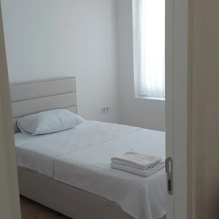 Havuzlu Tas 2 Villa *